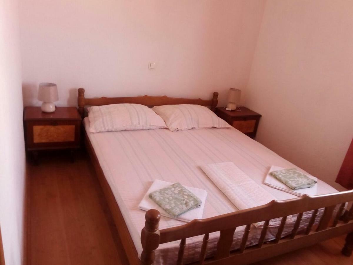 Apartment Zoki 1 塞尼 外观 照片