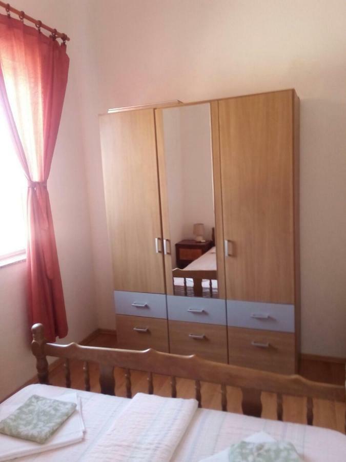 Apartment Zoki 1 塞尼 外观 照片